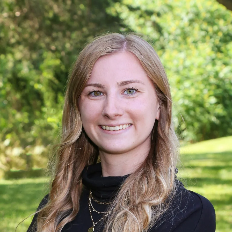 Kelsey sirowatka headshot